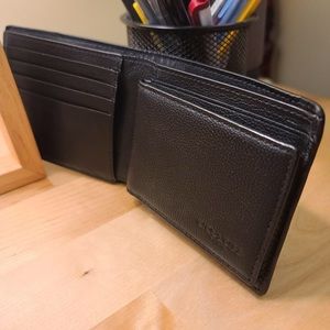 COACH Compact ID wallet